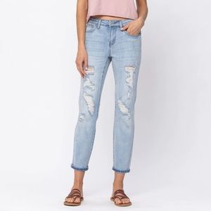 Judy Blue Distressed Boyfriend Jeans